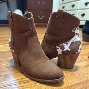 Women’s brown suede w/ cow print ankle booties